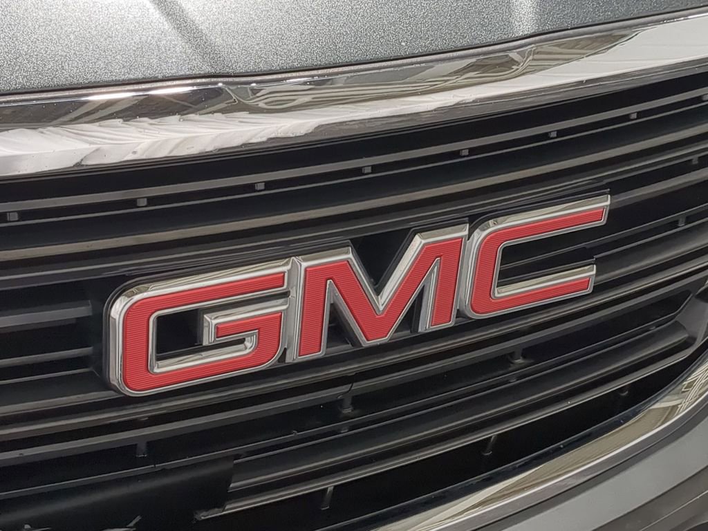 Used 2021 GMC Terrain SLE w/ Driver Convenience Package image 23