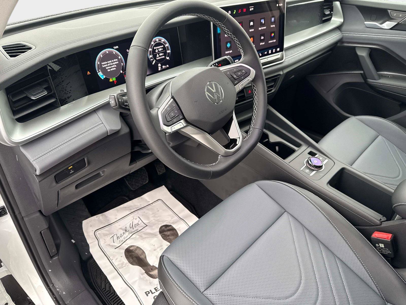 New 2026 Volkswagen Tiguan SE image 22