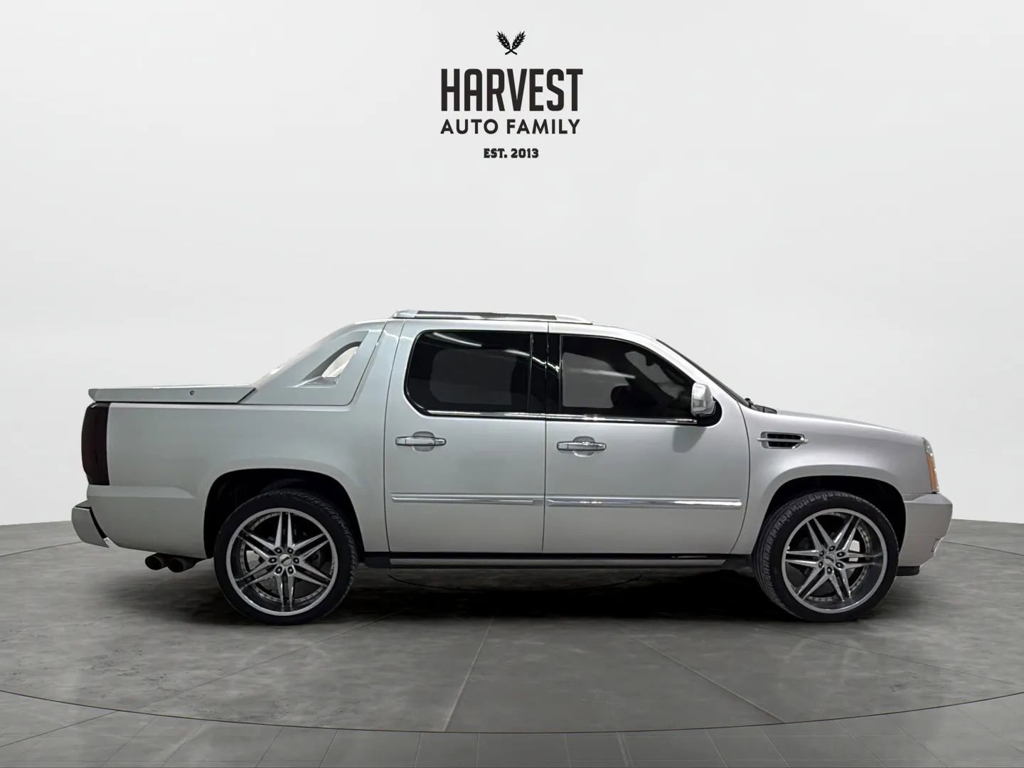 Used 2012 Cadillac Escalade EXT Premium image 8