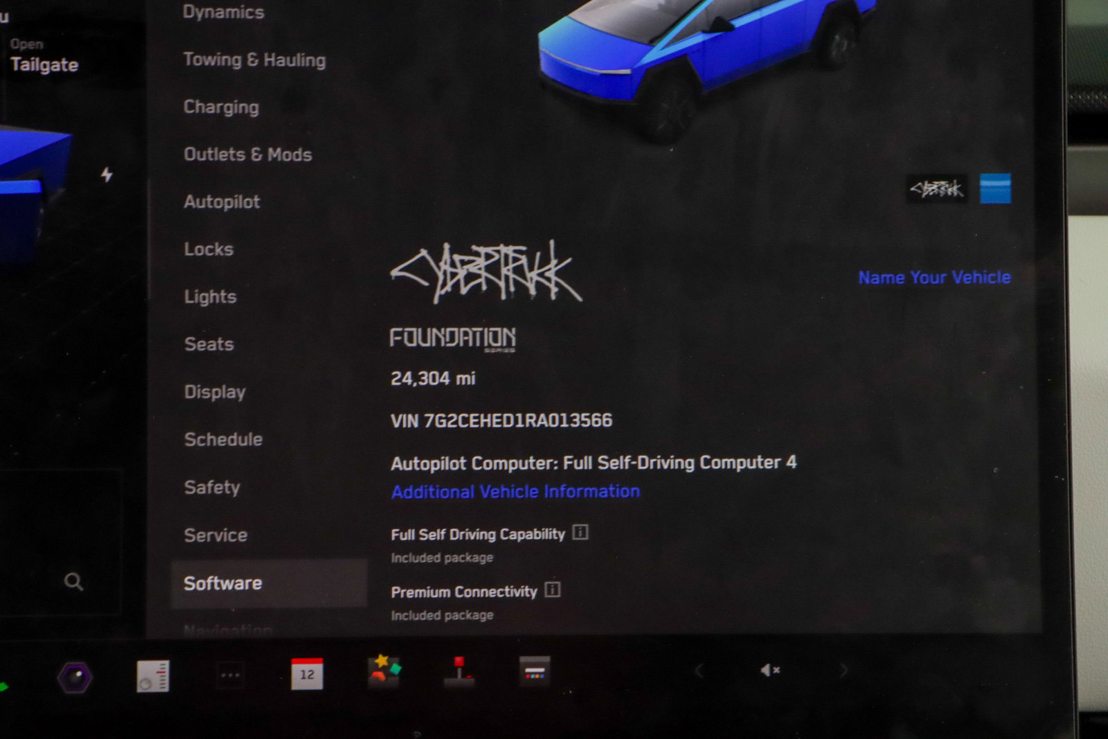 Used 2024 Tesla Cybertruck AWD Crew Cab image 15