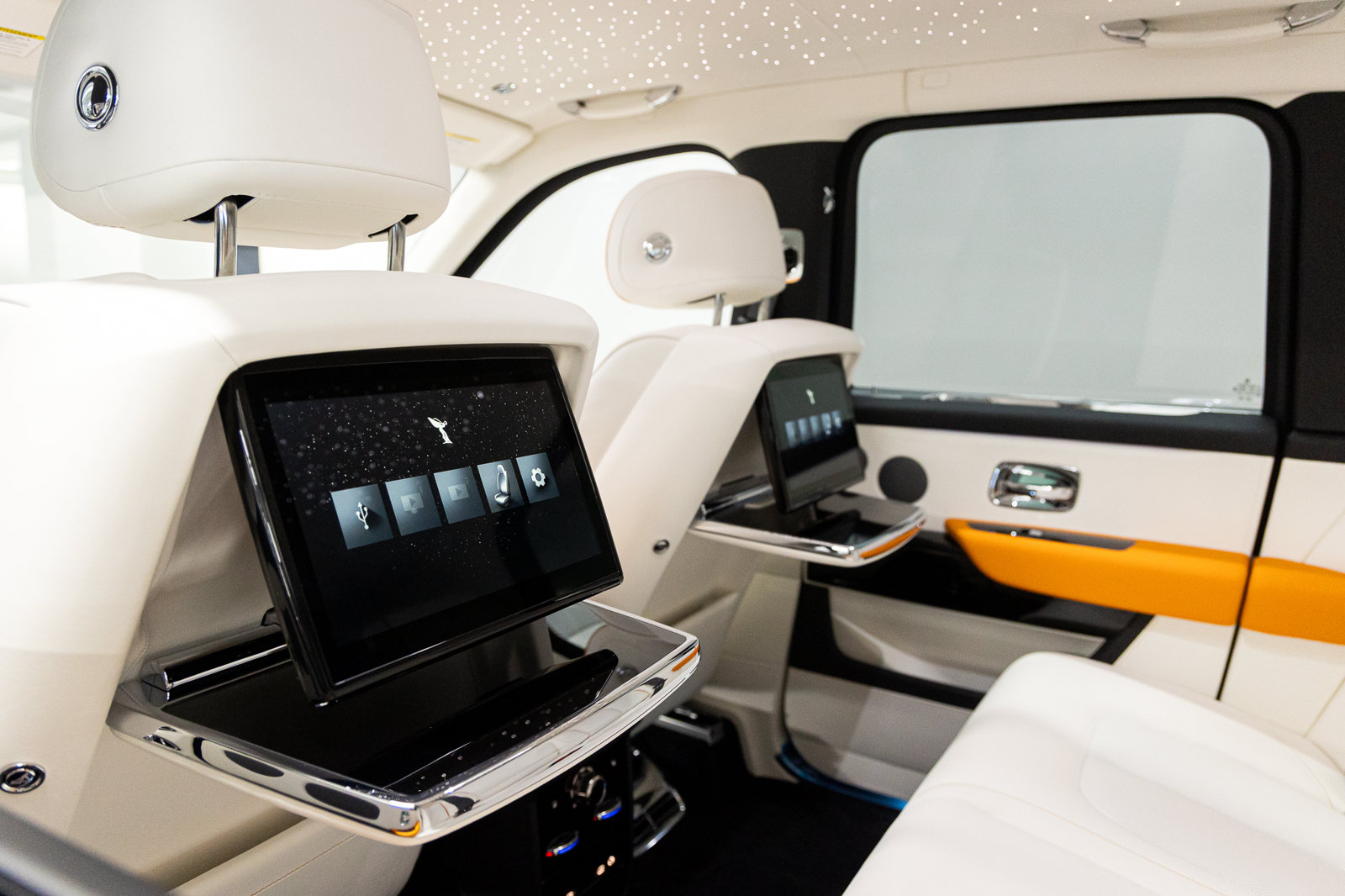 New 2027 Rolls-Royce Cullinan AWD/4WD image 48