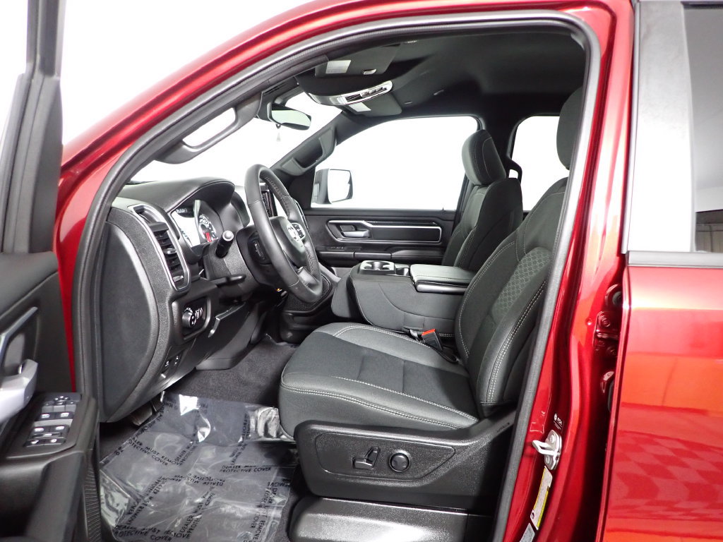 Used 2025 RAM 1500 Big Horn AWD/4WD image 21