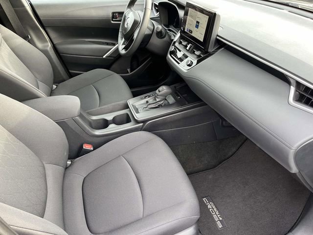 Used 2026 Toyota Corolla Cross LE FWD image 20