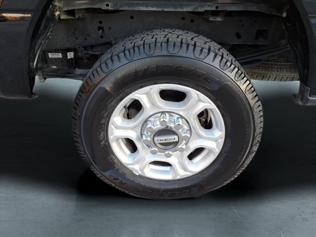 Used 2025 Ford F250 XLT image 5