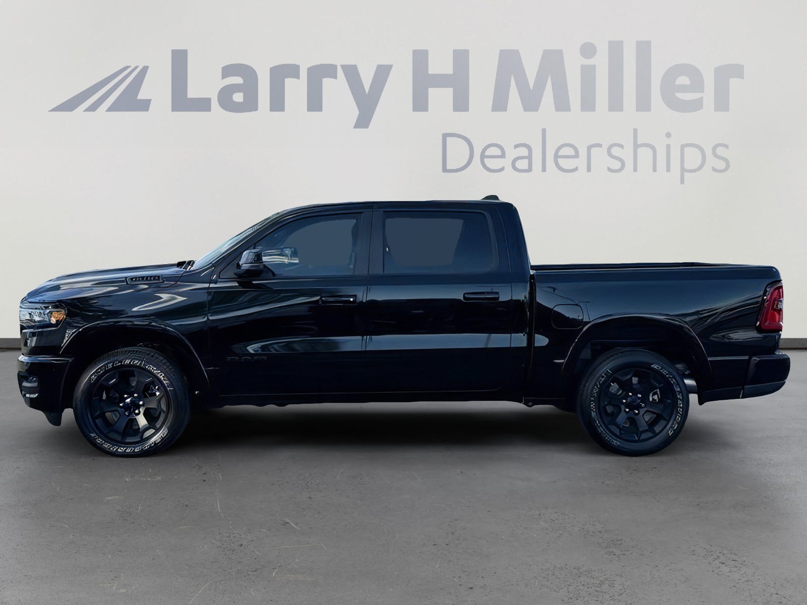 New 2026 RAM 1500 Big Horn AWD/4WD image 2