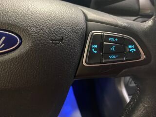 Used 2022 Ford EcoSport SES w/ Interior Protection Package image 10