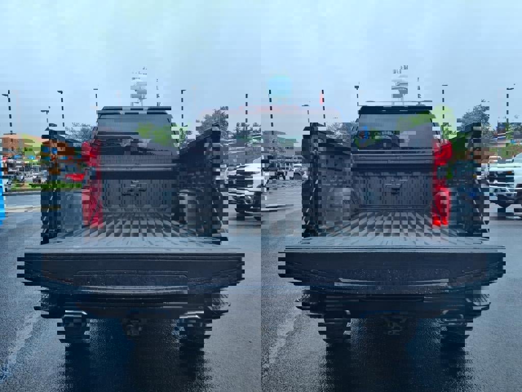 Used 2023 Chevrolet Silverado 1500 LT Trail Boss w/ Protection Package image 8