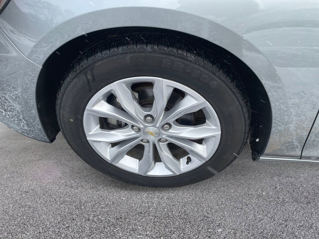 Used 2023 Chevrolet Malibu LT image 12