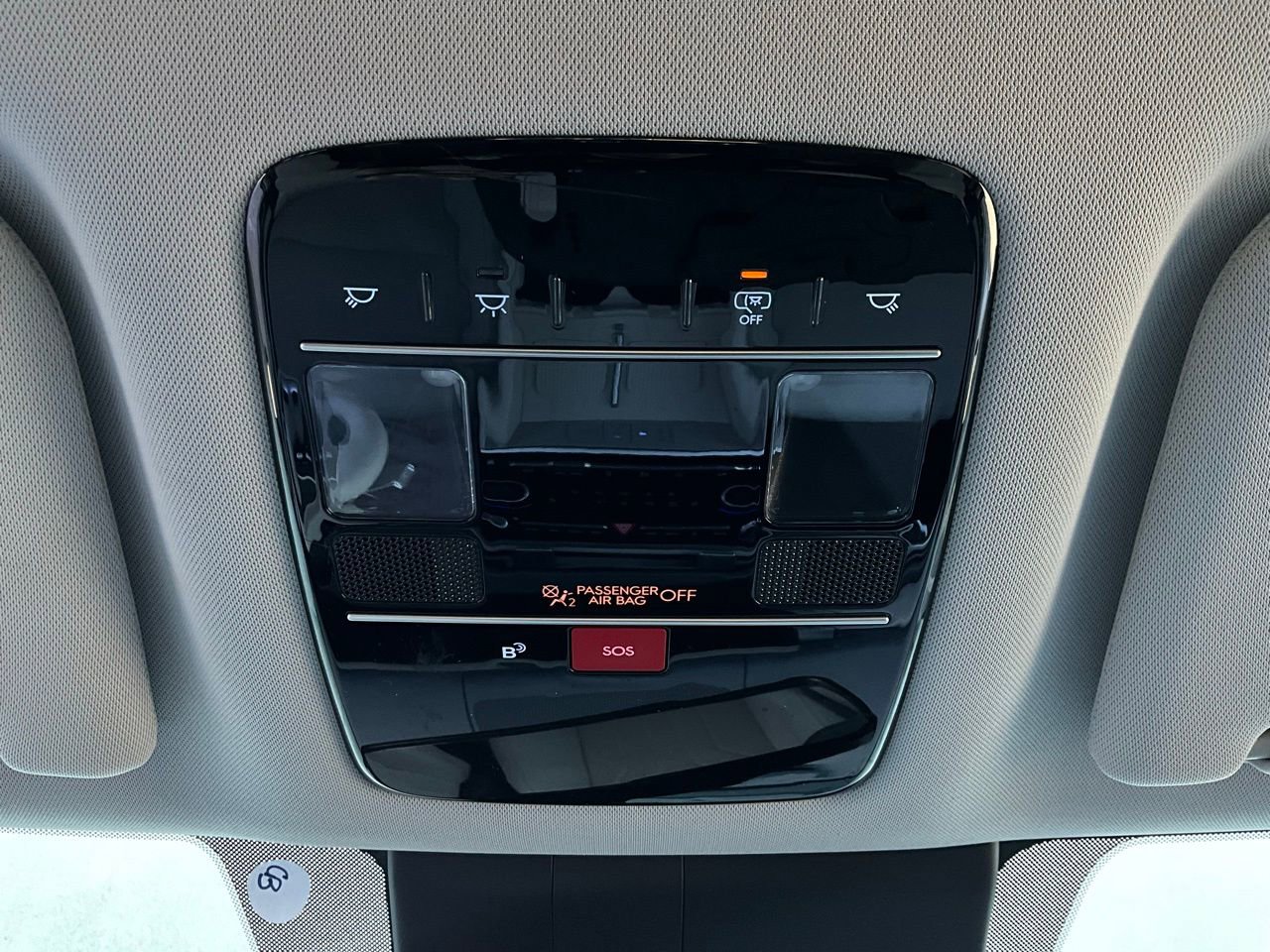 Used 2025 Hyundai Santa Fe SEL image 39