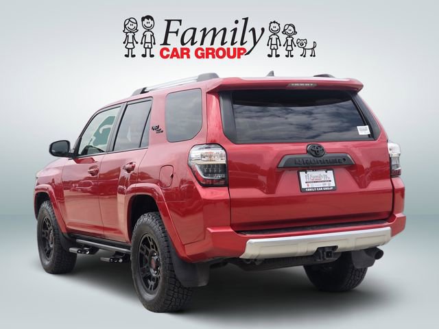 Used 2018 Toyota 4Runner TRD Off-Road Premium AWD/4WD image 3