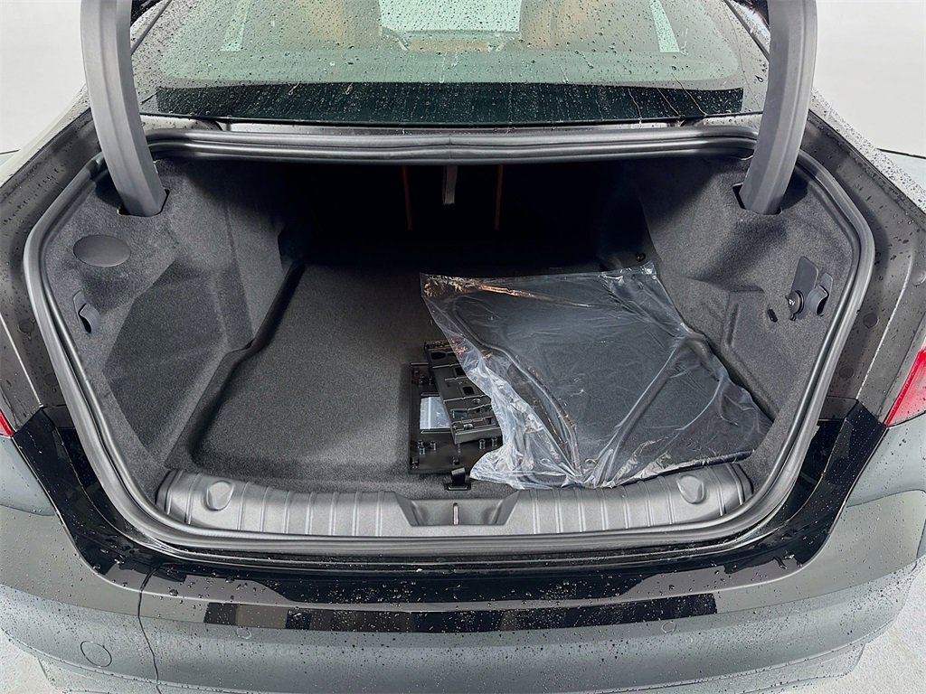 New 2024 Jaguar XF R-Dynamic SE image 29