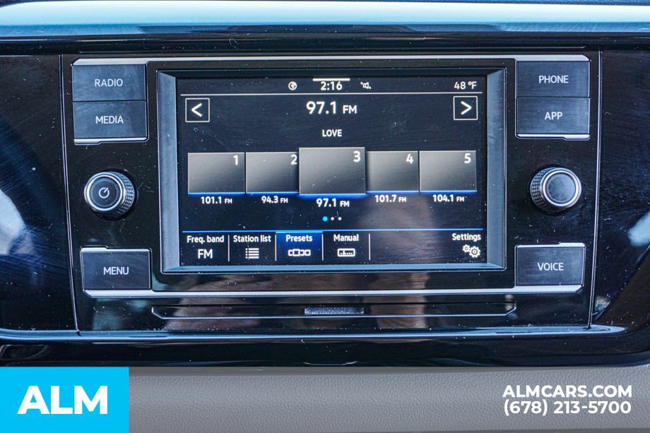 Used 2024 Volkswagen Taos S image 37