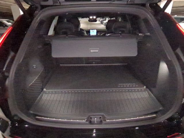 New 2026 Volvo XC60 T8 Ultra w/ Climate Package AWD/4WD image 28