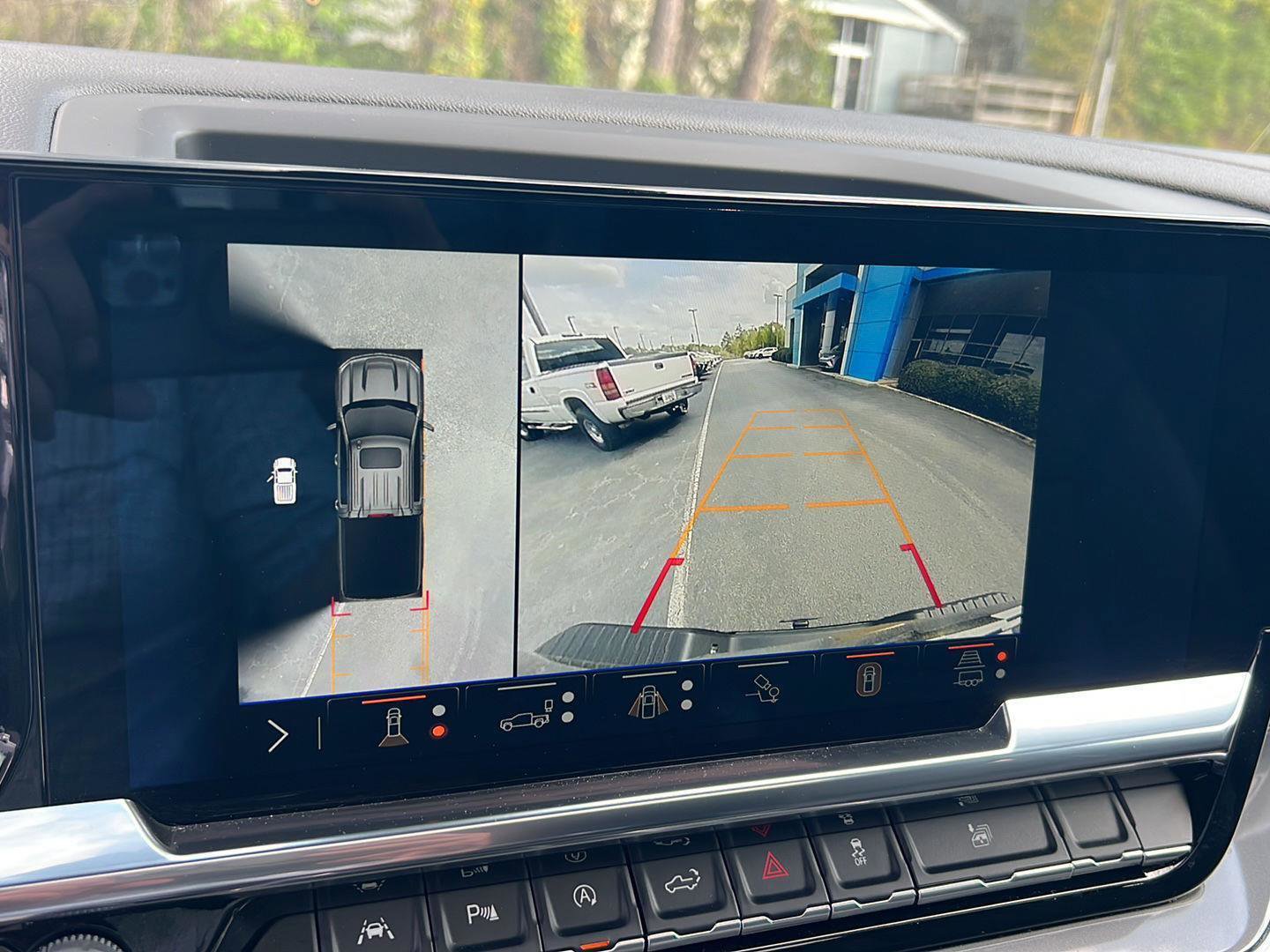 Used 2024 Chevrolet Silverado 1500 High Country w/ High Country Premium Package image 28