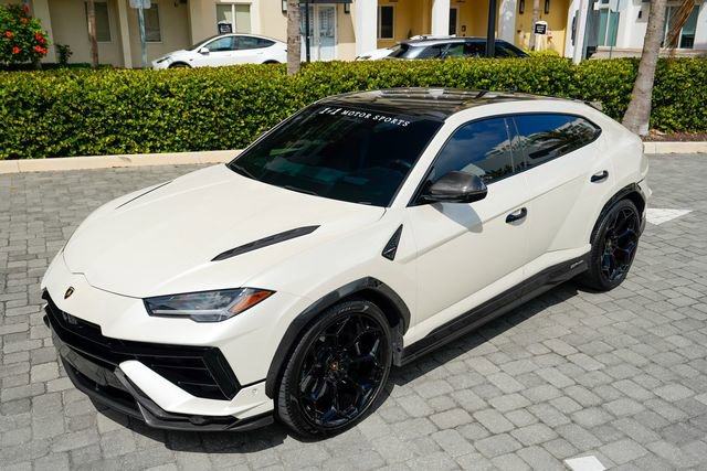 Used 2023 Lamborghini Urus Performante image 10