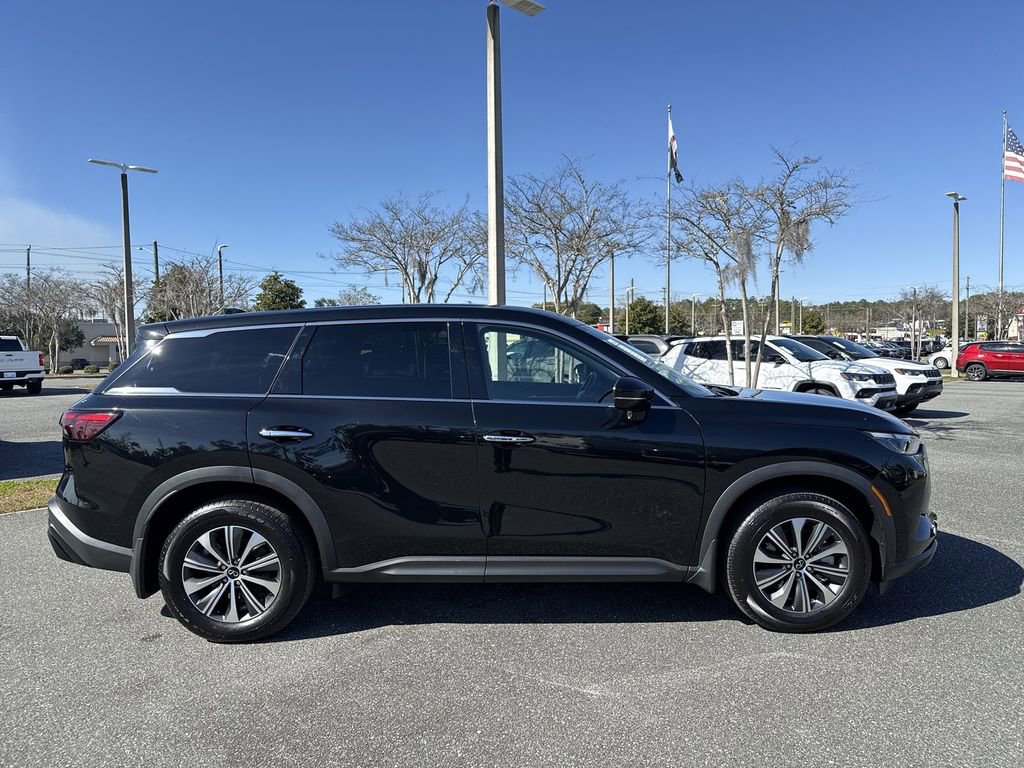 Used 2024 INFINITI QX60 Pure image 2