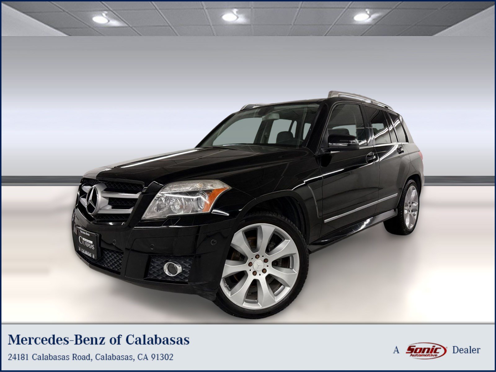 Used 2010 Mercedes-Benz GLK 350 4MATIC image 1