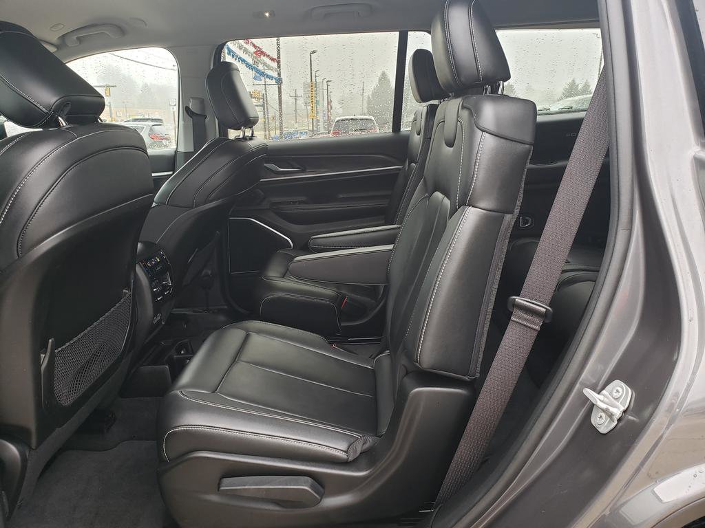 Used 2021 Jeep Grand Cherokee L Limited image 12