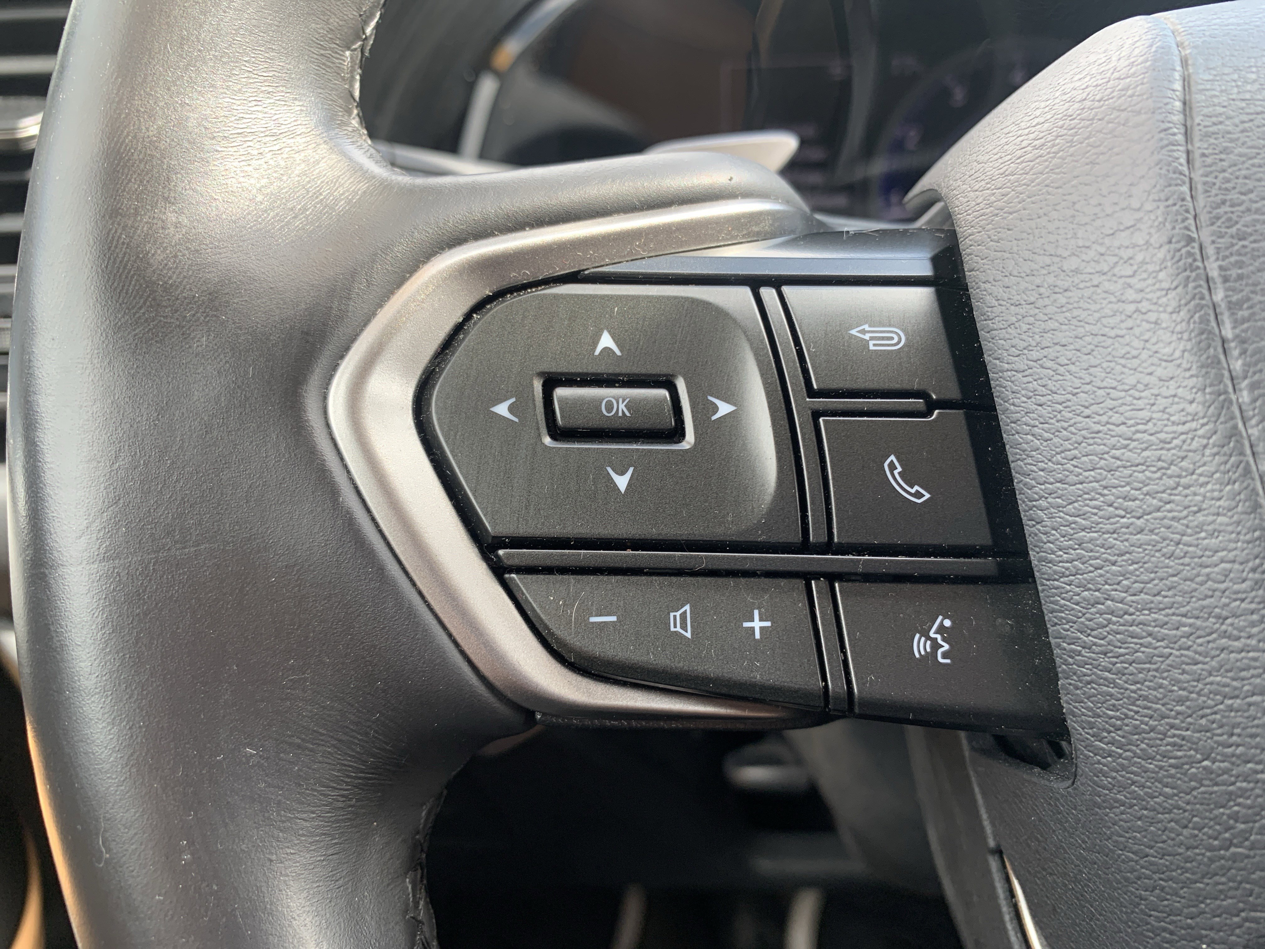 Used 2025 Lexus NX 350 AWD w/ Accessory Package (2T) image 18