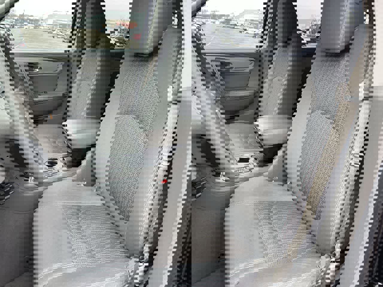 Used 2016 Chevrolet Traverse LS image 12