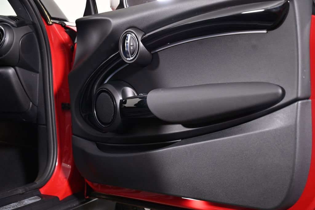 Used 2023 MINI Cooper S image 34