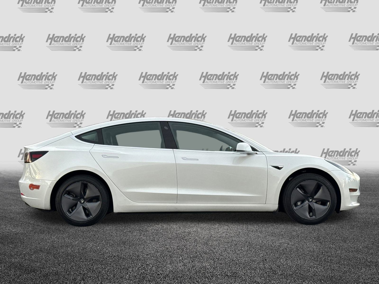 Used 2020 Tesla Model 3 Standard Range image 3