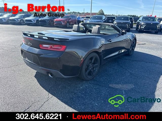 Used 2017 Chevrolet Camaro LT RWD image 3