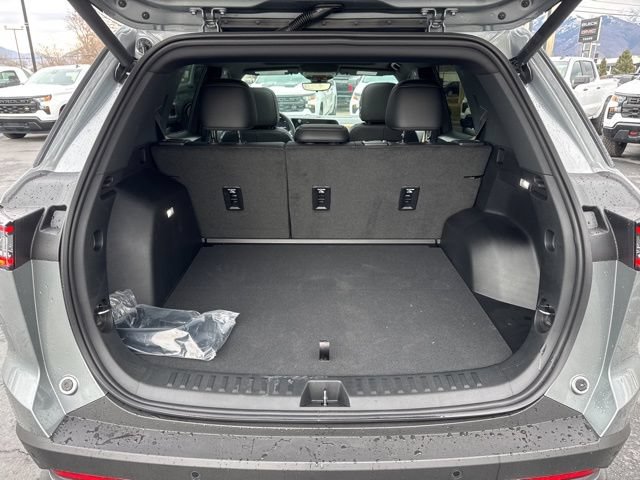 New 2026 Chevrolet Equinox ACTIV AWD/4WD image 12
