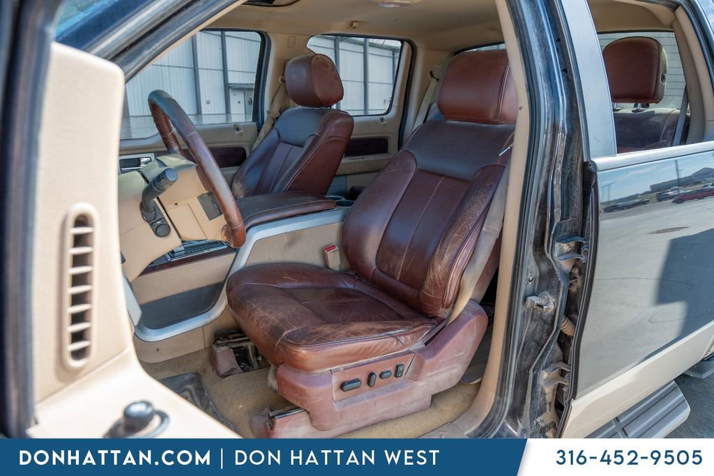 Used 2013 Ford F150 King Ranch w/ King Ranch Luxury Pkg image 4