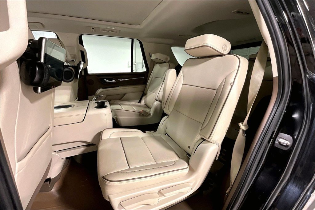 Used 2022 GMC Yukon Denali RWD image 32
