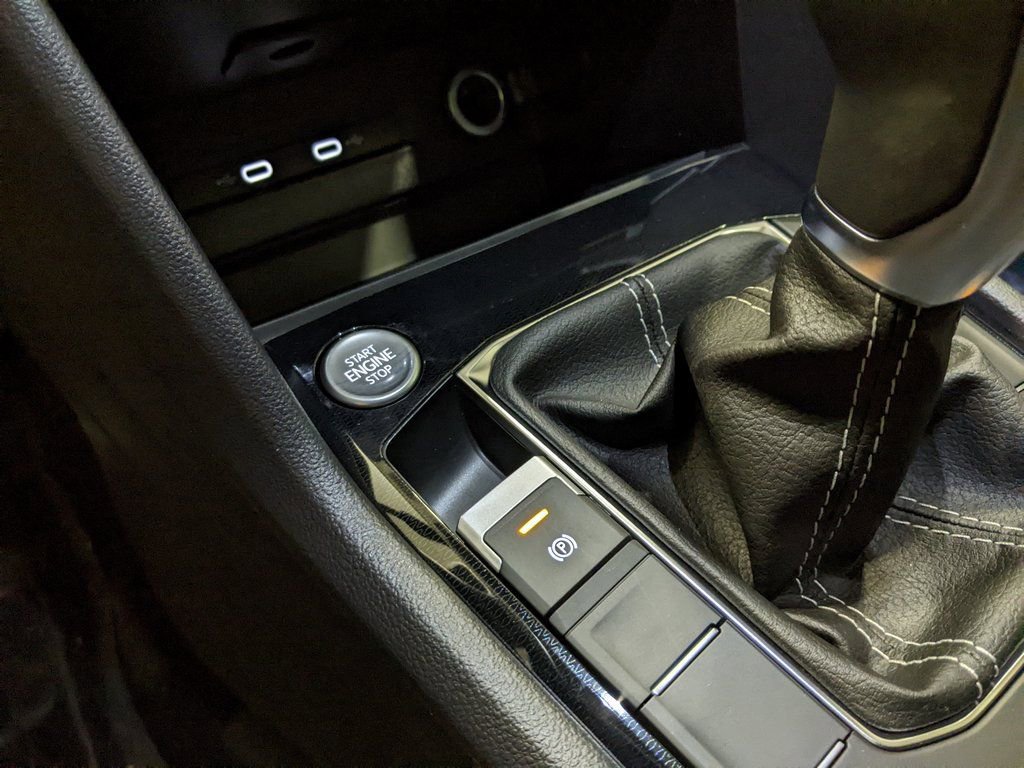 New 2026 Volkswagen Taos SE FWD image 19