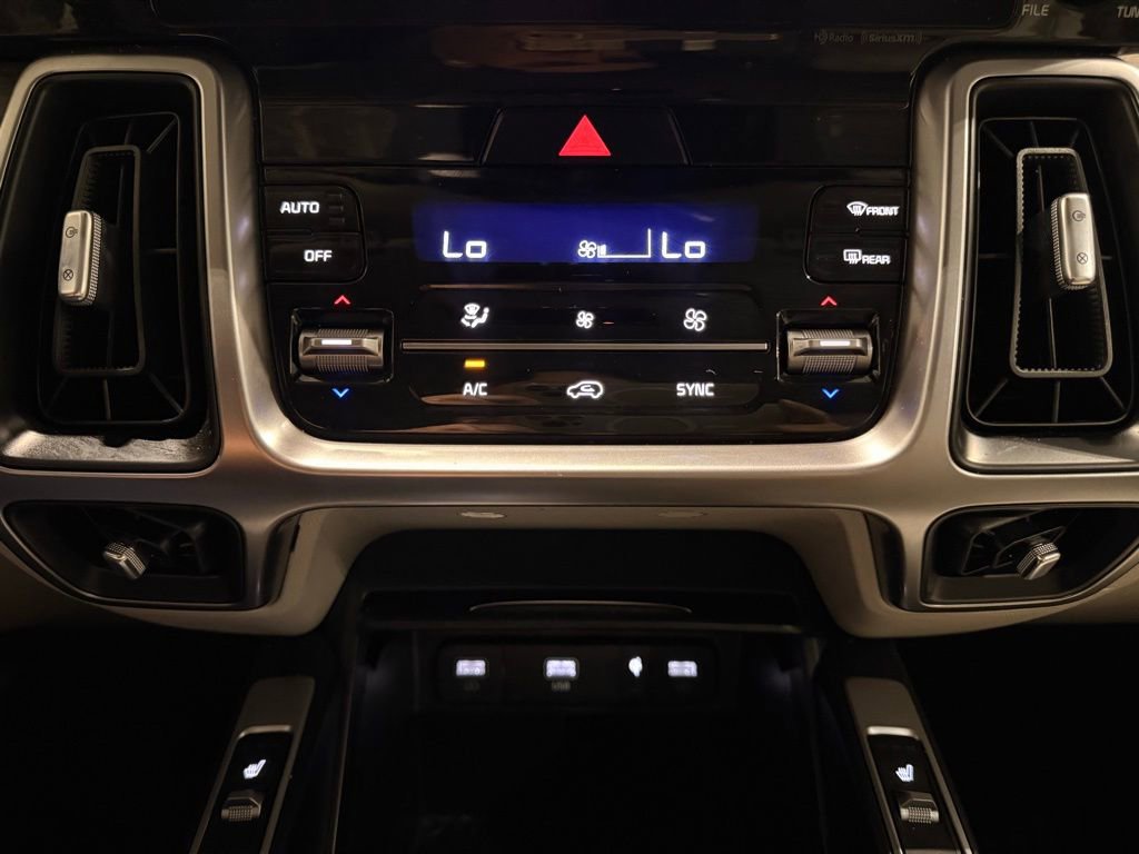 Used 2023 Kia Sorento X-Line EX image 25