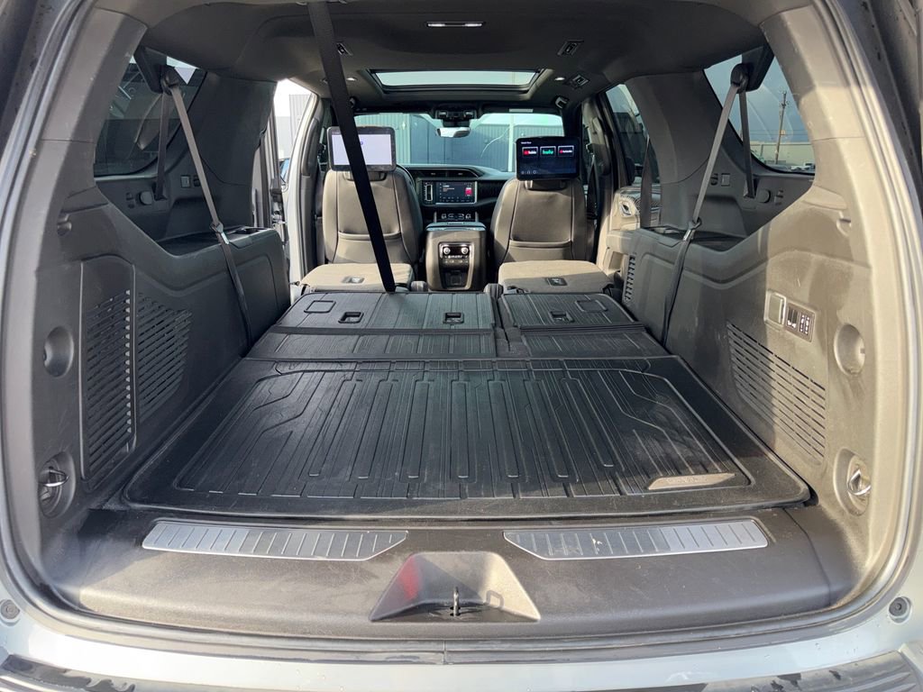 Certified 2023 GMC Yukon XL Denali w/ Denali Reserve Package RWD image 47