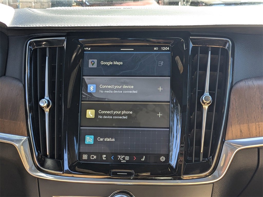 Certified 2024 Volvo S90 T8 Ultimate w/ Lounge Package image 13