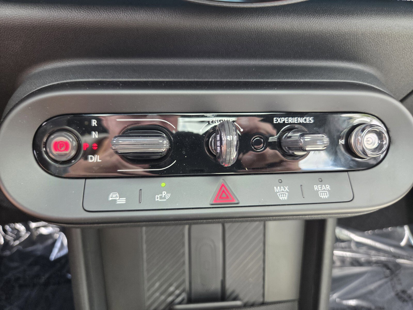 Certified 2025 MINI Cooper S image 24