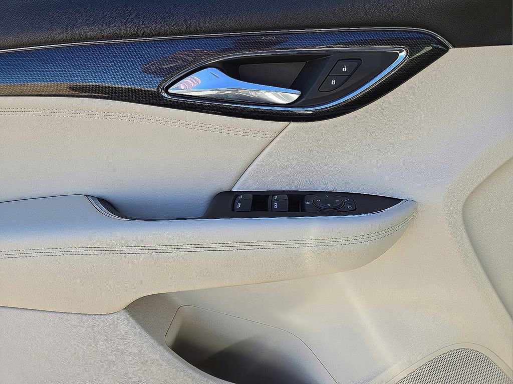 Used 2023 Buick Envision Preferred image 21
