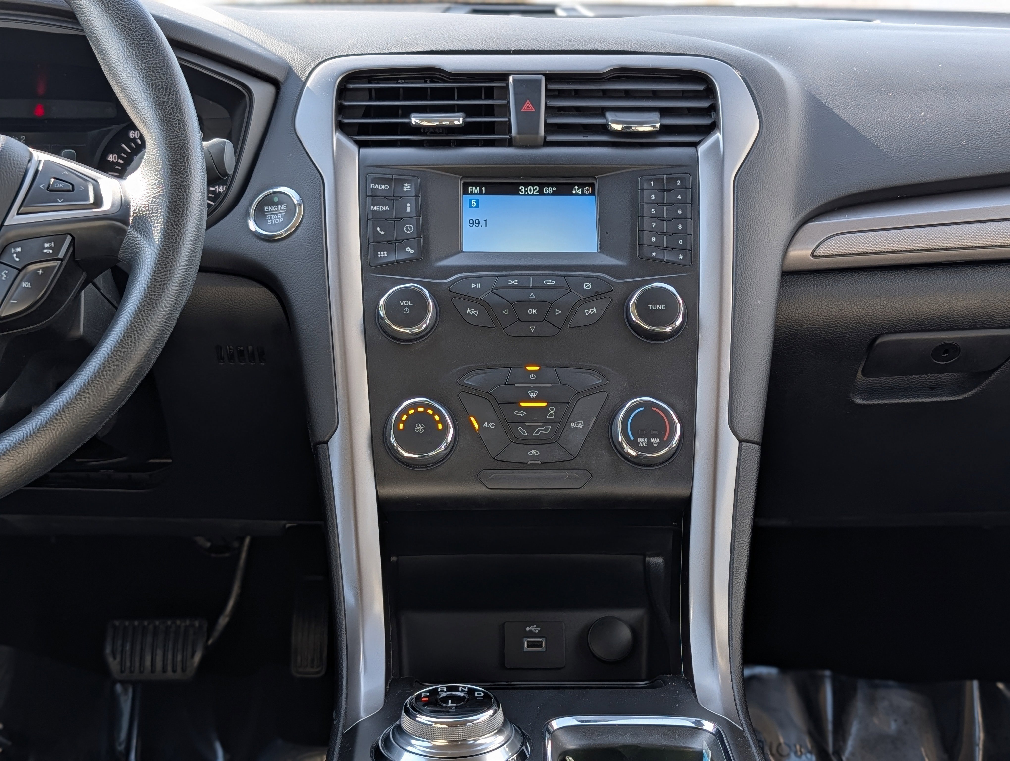 Used 2020 Ford Fusion S image 14