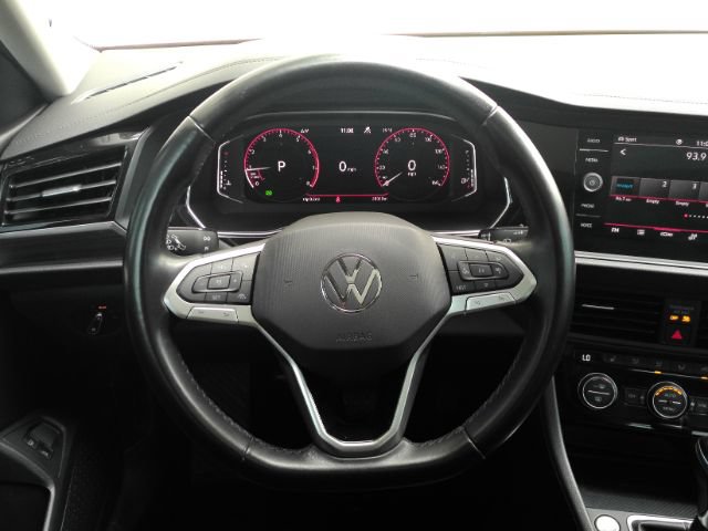 Used 2022 Volkswagen Jetta SEL FWD image 33