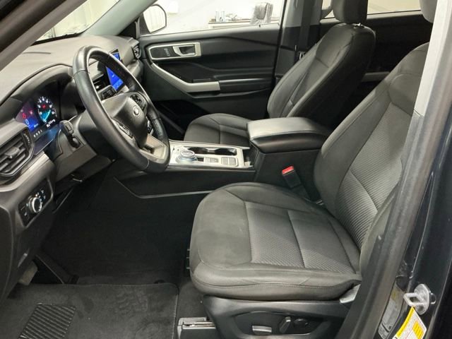 Used 2023 Ford Explorer XLT image 13