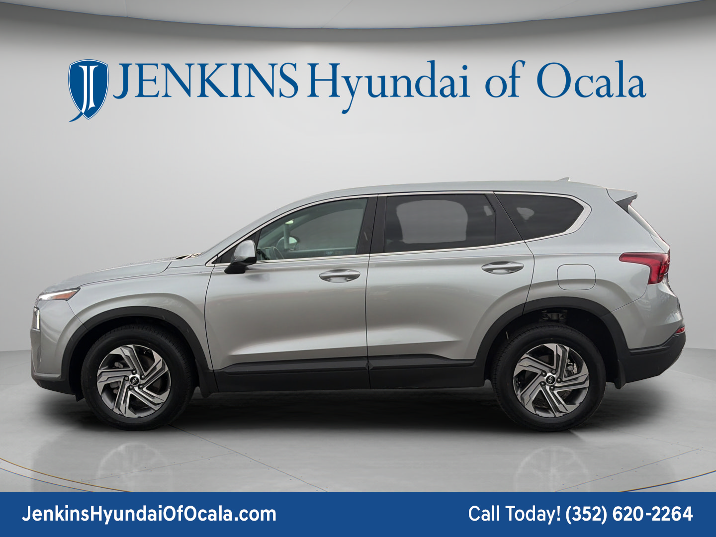 Certified 2023 Hyundai Santa Fe SE w/ Cargo Package FWD image 6