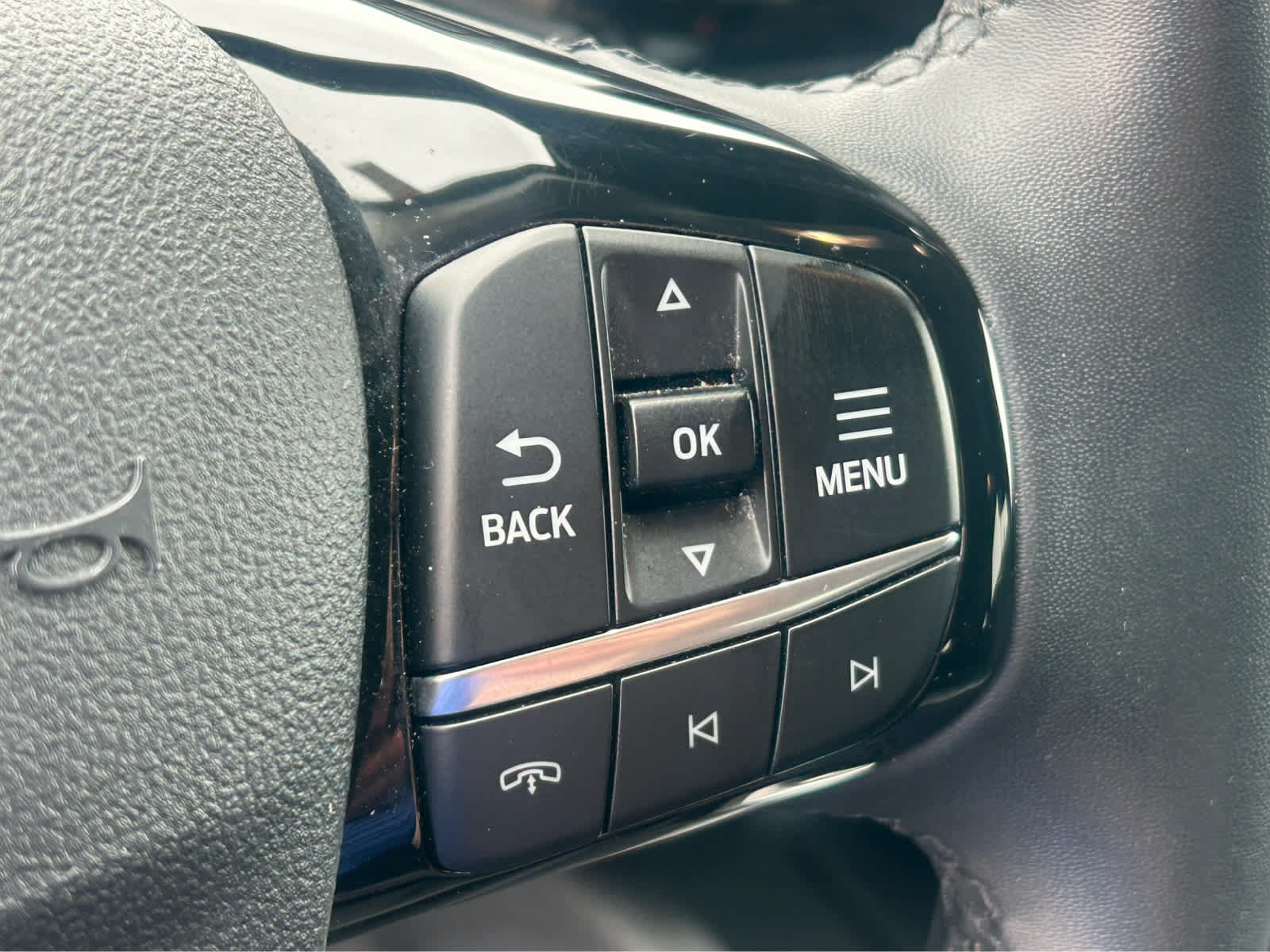 Used 2024 Ford Escape Active AWD/4WD image 21