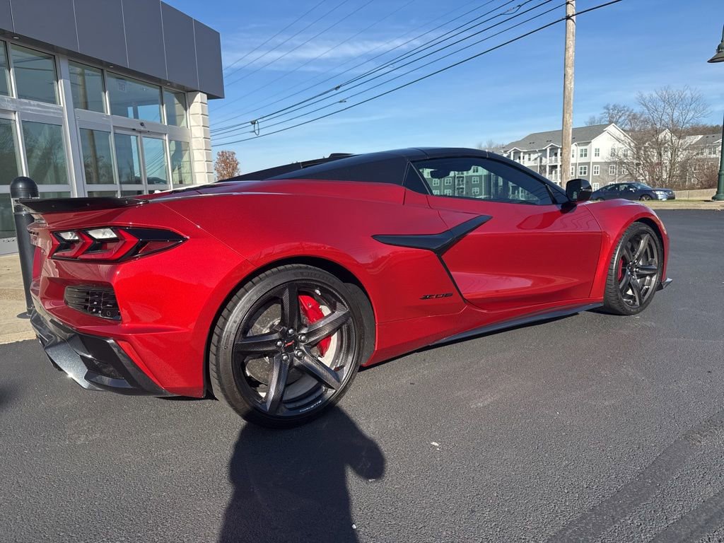 Used 2024 Chevrolet Corvette Z06 w/ Stealth Interior Trim Package image 6