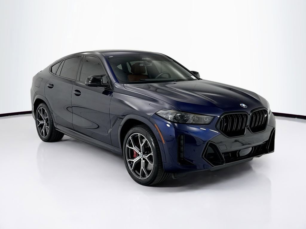 Certified 2024 BMW X6 M60i w/ Dynamic Handling Package AWD/4WD image 3
