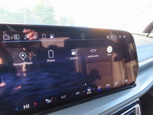 Used 2025 Chevrolet Traverse LT AWD/4WD image 19