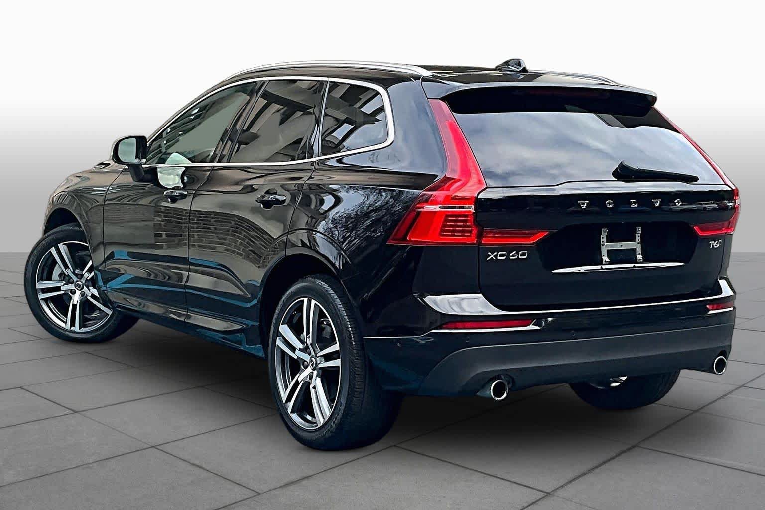 Used 2018 Volvo XC60 T6 Momentum w/ Convenience Package AWD/4WD image 11