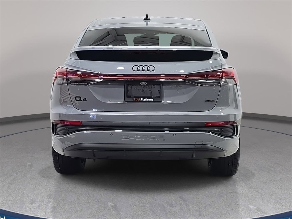 Used 2024 Audi Q4 e-tron Premium Plus image 7