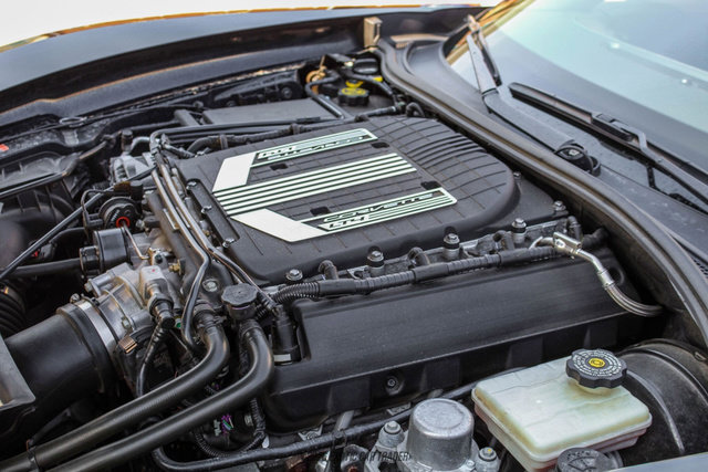 Used 2016 Chevrolet Corvette Z06 w/ Z07 Performance Package RWD image 19