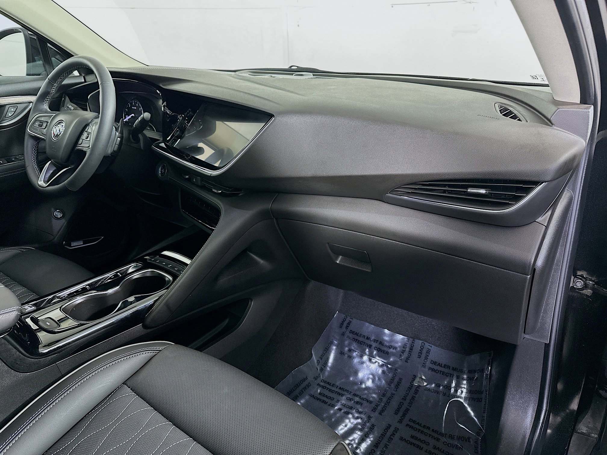 Used 2023 Buick Envision Avenir AWD/4WD image 30