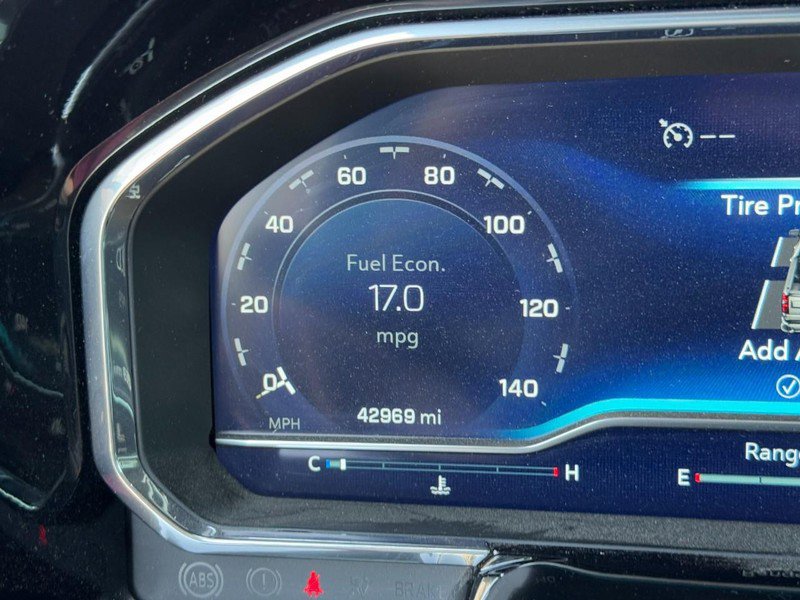 Used 2023 Chevrolet Silverado 1500 LT w/ Safety Package image 19