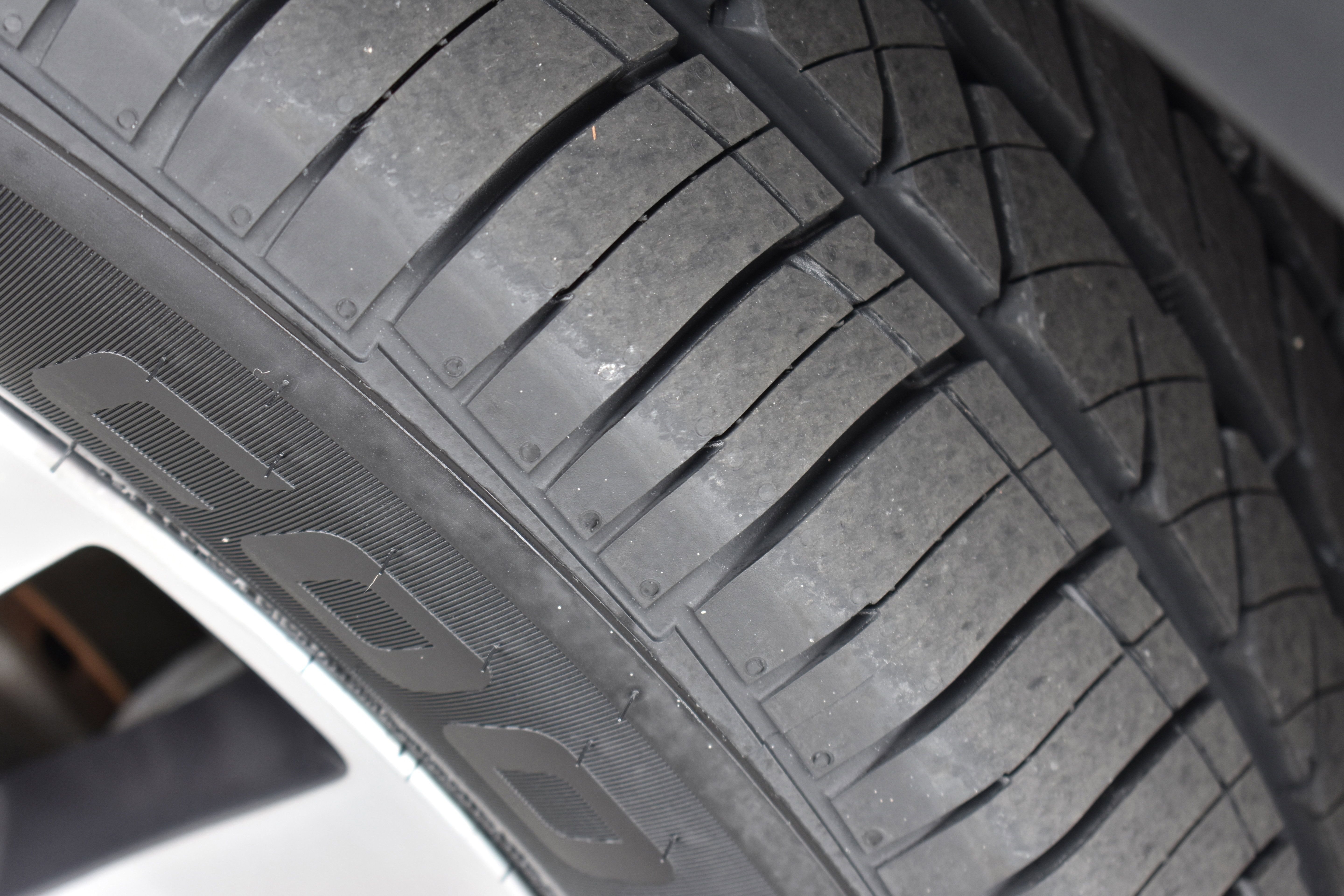Certified 2018 Honda Pilot Touring image 11